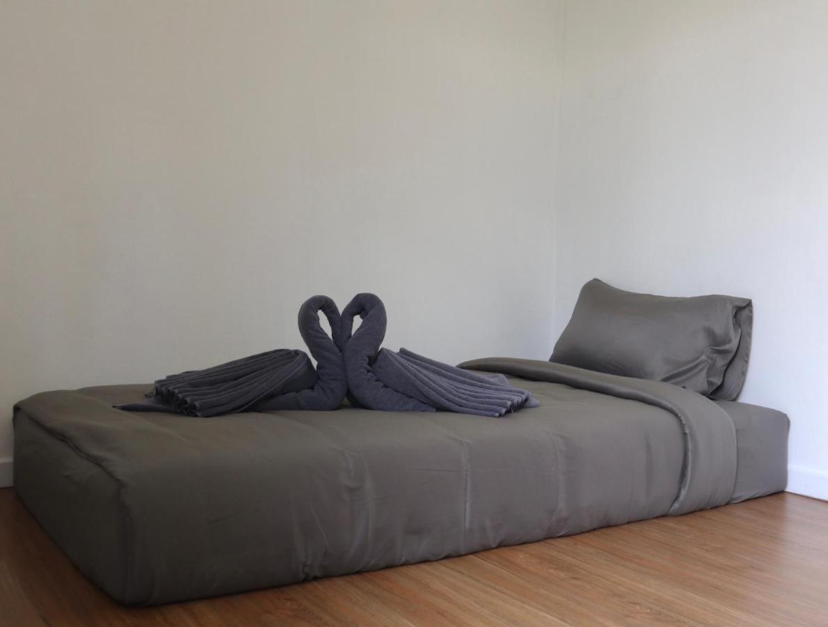Room79 Phuket Bagian luar foto
